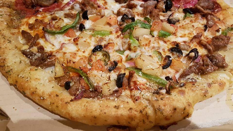 Pizza Hut | meal takeaway | 3578 Summer Ave, Memphis, TN 38122, USA | 9013274024 OR +1 901-327-4024