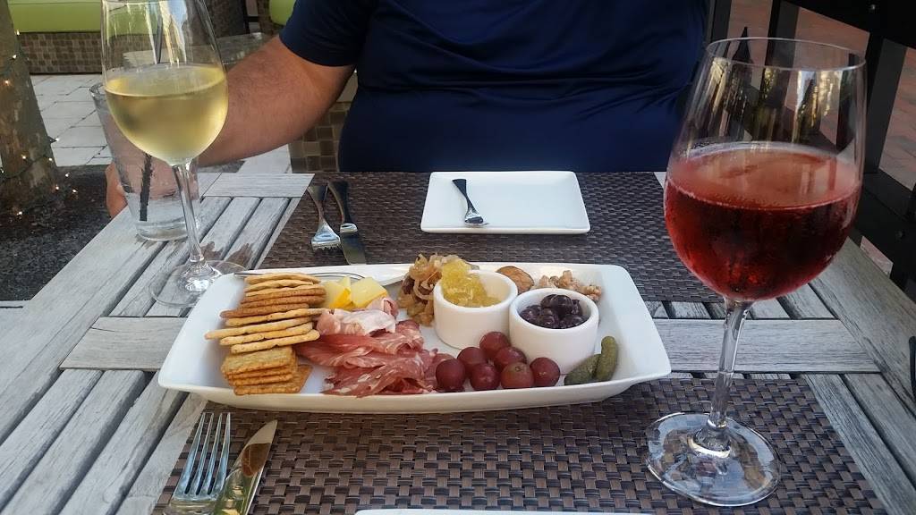 Sonoma | restaurant | 189 Central Park Ave, Virginia Beach, VA 23462, USA | 7574909463 OR +1 757-490-9463