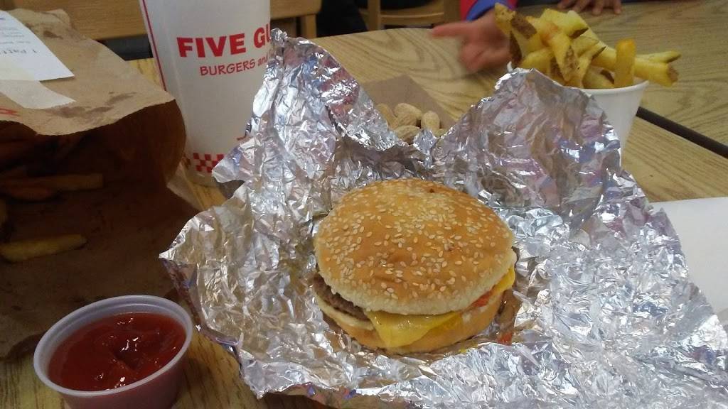 Five Guys | meal takeaway | 21720 W Long Grove Rd, Deer Park, IL 60010, USA | 8474385403 OR +1 847-438-5403
