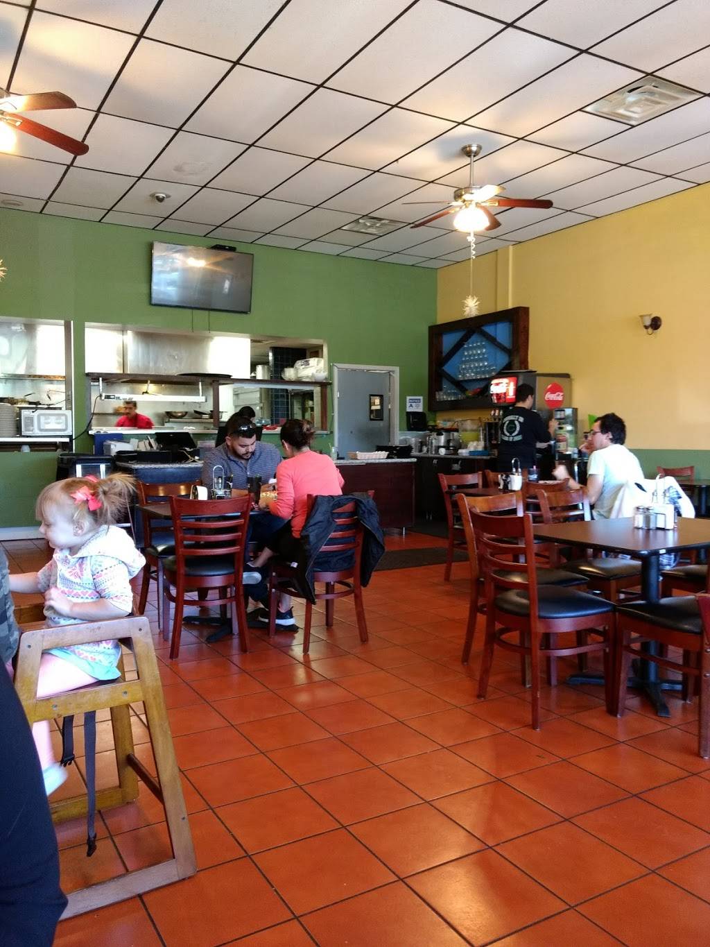 El Huarache | restaurant | 2113 Wells Branch Pkwy #1000, Austin, TX 78728, USA | 5123665066 OR +1 512-366-5066