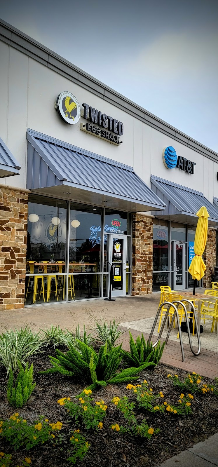 Twisted Egg Shack | restaurant | 6825 S Fry Blvd Suite 500, Katy, TX 77494, USA | 2815358669 OR +1 281-535-8669