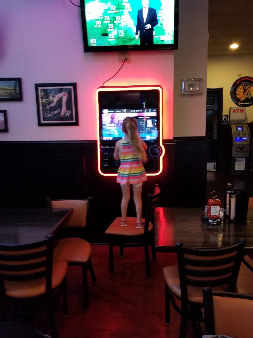 Bottoms Up Sports Bar & Grill | restaurant | 1807 S Washington St, Naperville, IL 60565, USA | 6303642070 OR +1 630-364-2070