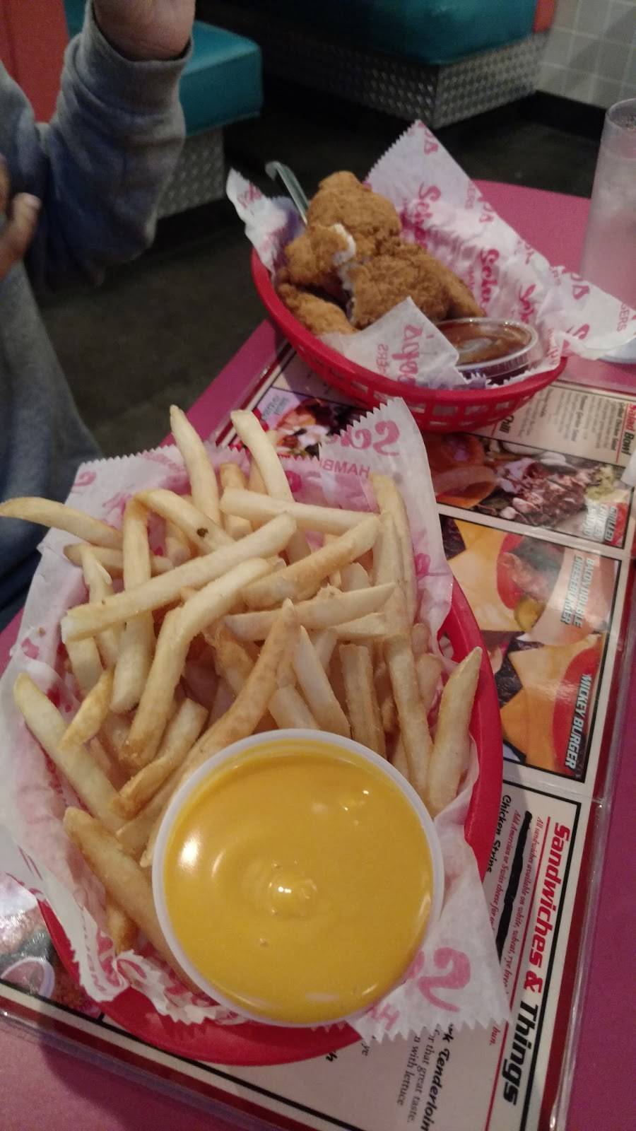 Schoops Hamburgers | restaurant | 695 Torrence Ave, Calumet City, IL 60409, USA | 7088914270 OR +1 708-891-4270