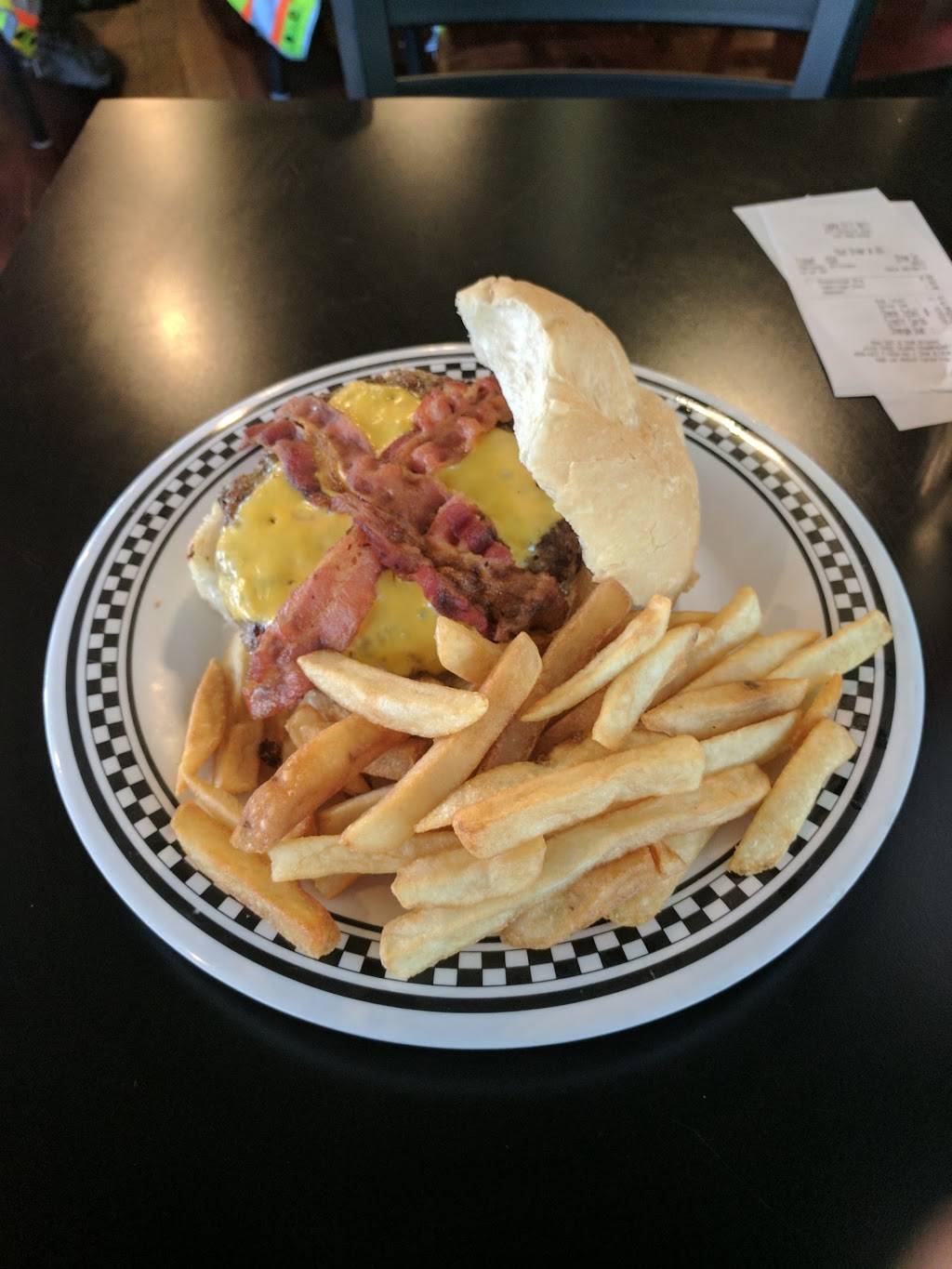 Lucky Dill | restaurant | 277 Central Ave, St. Petersburg, FL 33701, USA | 7278955859 OR +1 727-895-5859