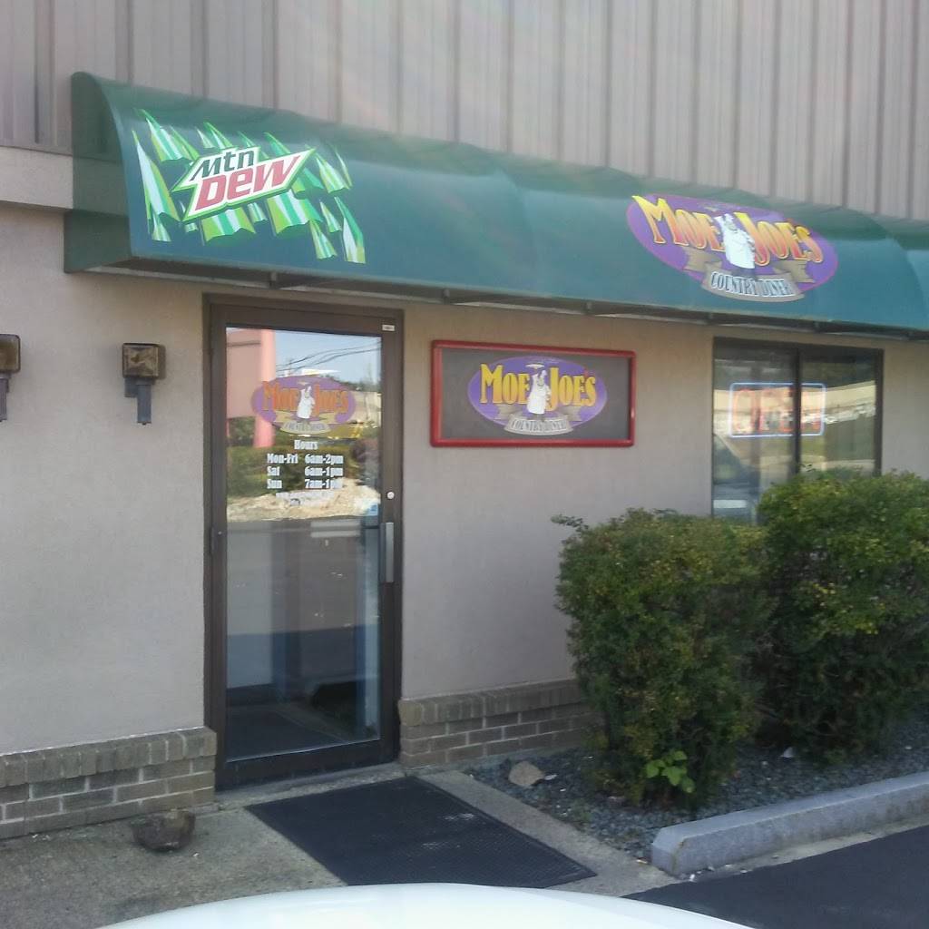 Moe Joe Country Diner | restaurant | 649 E Industrial Park Dr, Manchester, NH 03109, USA | 6036412993 OR +1 603-641-2993