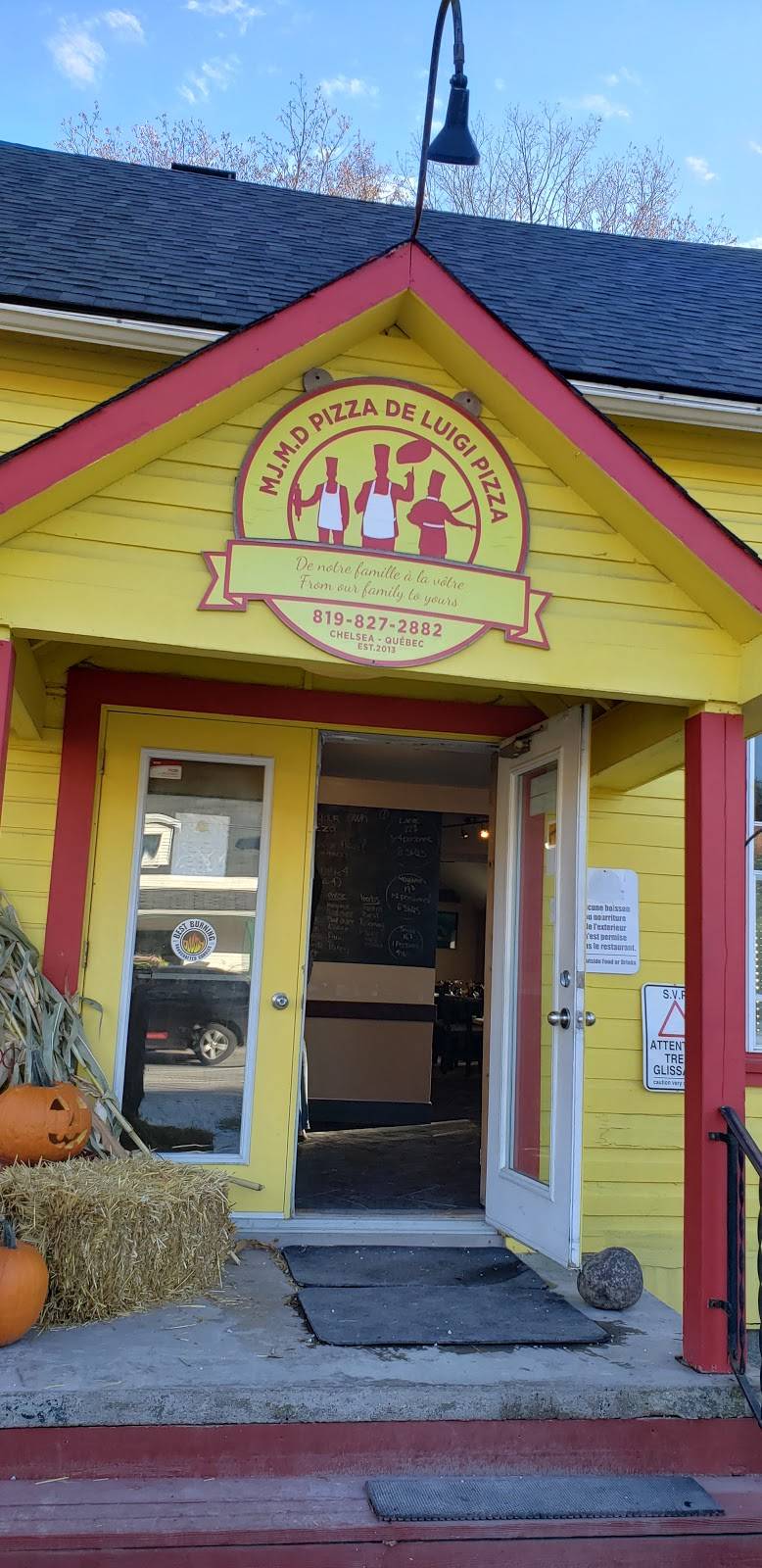 MJ.M.D. Pizza de Luigi Pizza | restaurant | 241 Chemin Old Chelsea, Chelsea, QC J9B 1J3, Canada | 8198272882 OR +1 819-827-2882