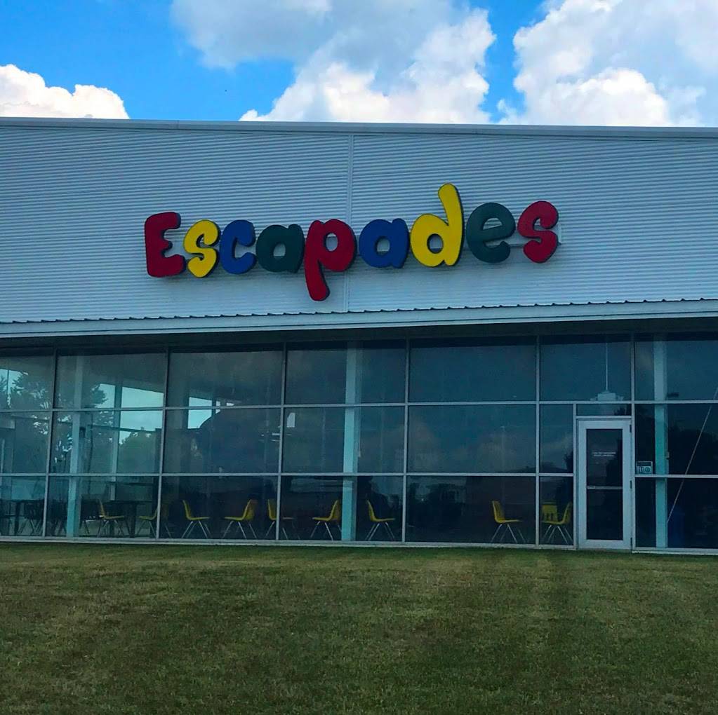 Escapades Family Fun Center | restaurant | 4241 W Williamsburg Blvd, Muncie, IN 47304, United States | 7652891000 OR +1 765-289-1000