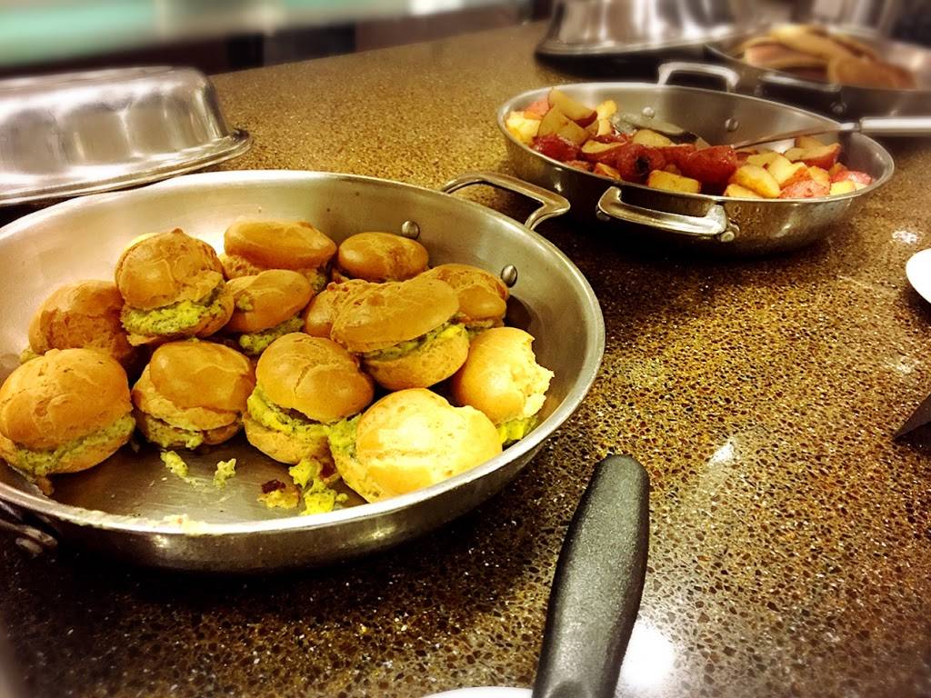 LB Bistro & Patisserie | restaurant | 301 E North Water St, Chicago, IL 60611, USA | 3123295900 OR +1 312-329-5900