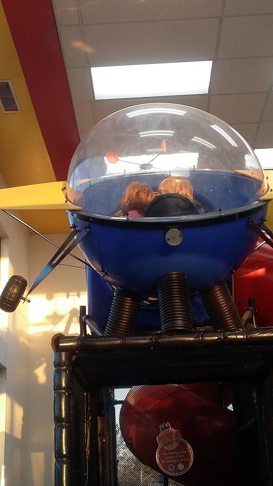 Burger King | restaurant | 1 Marquette Ave, Oglesby, IL 61348, USA | 8158837190 OR +1 815-883-7190