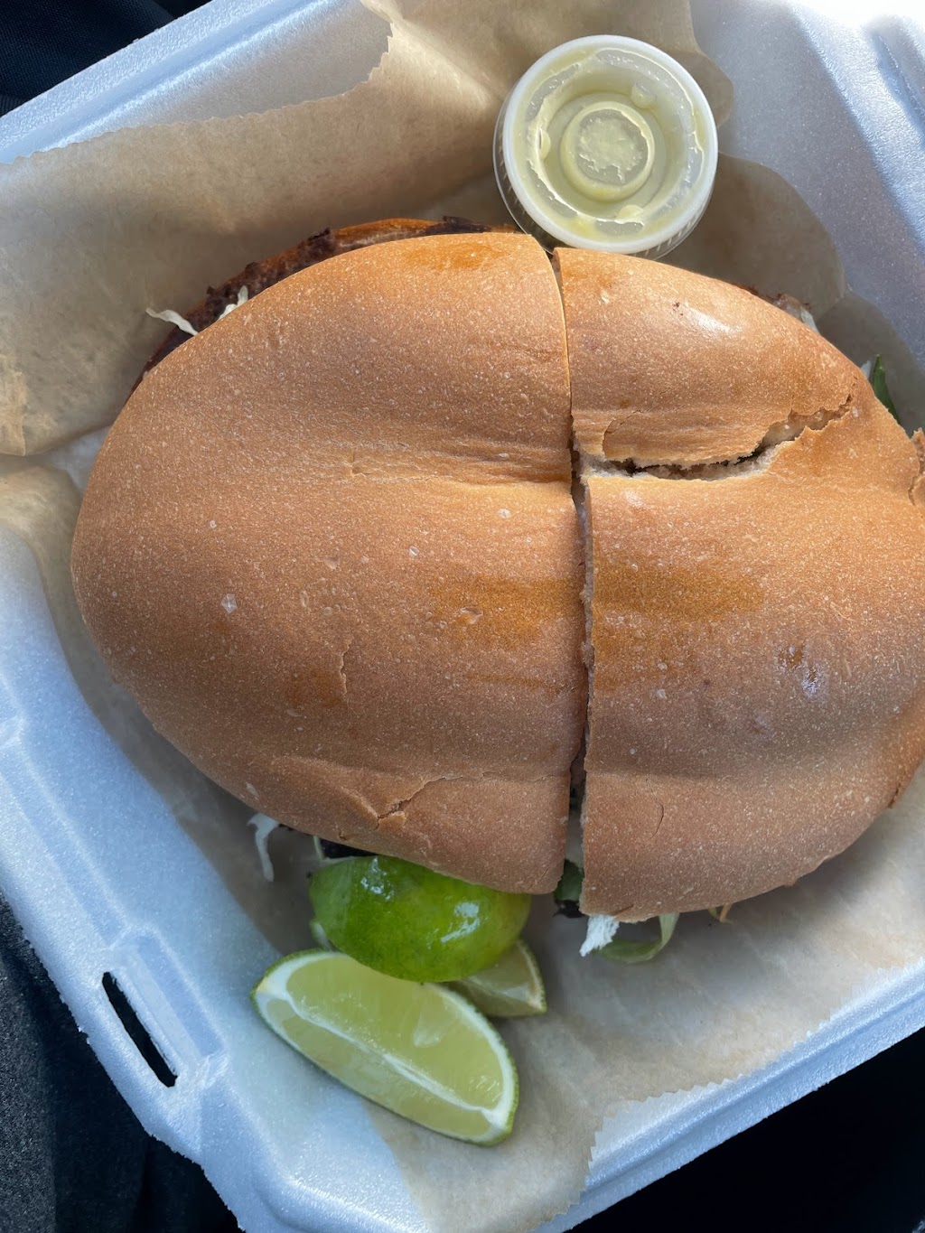 Los pinches tacos | restaurant | 343 Seward Ave NW, Grand Rapids, MI 49504, USA | 6162869923 OR +1 616-286-9923