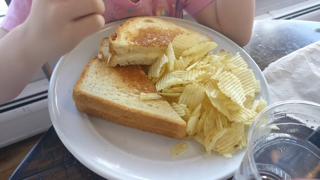 Everyday Joes | restaurant | 317 Main St, Bar Harbor, ME 04609, USA | 2072882824 OR +1 207-288-2824