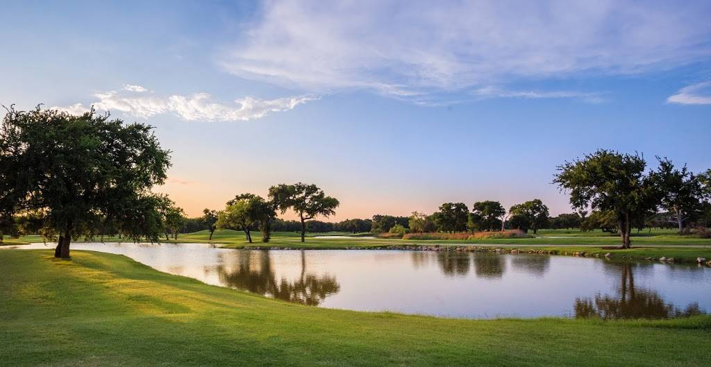 Indian Creek Golf Club | restaurant | 1650 W Frankford Rd, Carrollton, TX 75007, USA | 9724669850 OR +1 972-466-9850