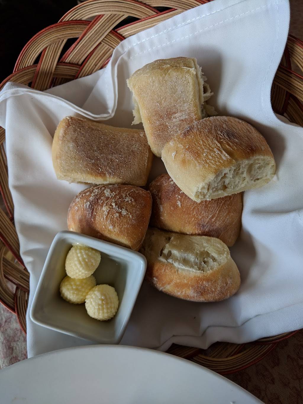 A Taste Of Freedom | restaurant | 24 Mill St W, Tottenham, ON L0G 1W0, Canada | 9059366532 OR +1 905-936-6532