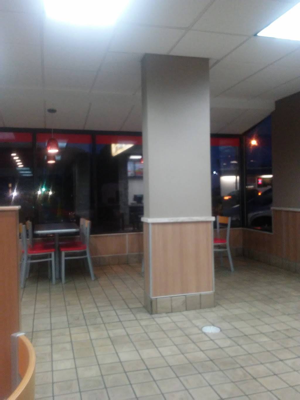 Burger King | restaurant | 2730 S Crater Rd, Petersburg, VA 23805, USA | 8047333643 OR +1 804-733-3643