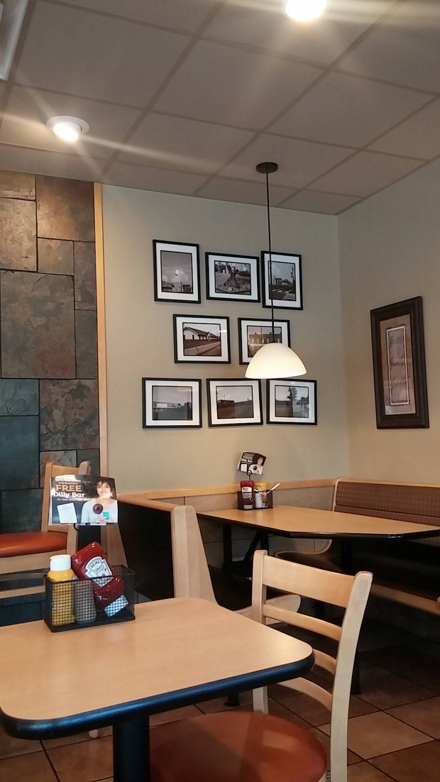 Dairy Queen Store | restaurant | 202 E Stratton Ave, Monterey, TN 38574, USA | 9318393315 OR +1 931-839-3315