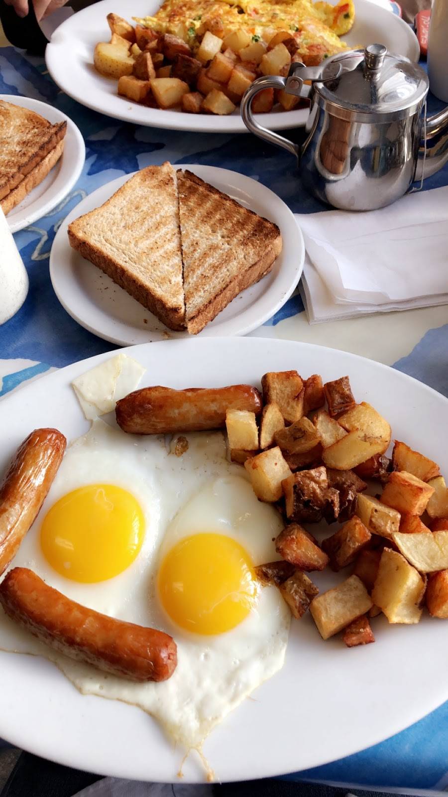 Early Riser Cafe | restaurant | 2115 Aldersbrook Rd, London, ON N6G 3X2, Canada | 5194743800 OR +1 519-474-3800