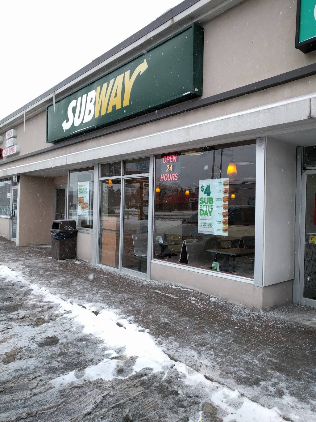 Subway | meal takeaway | 1523 Merivale Rd, Nepean, ON K2G 3J3, Canada | 6132283445 OR +1 613-228-3445