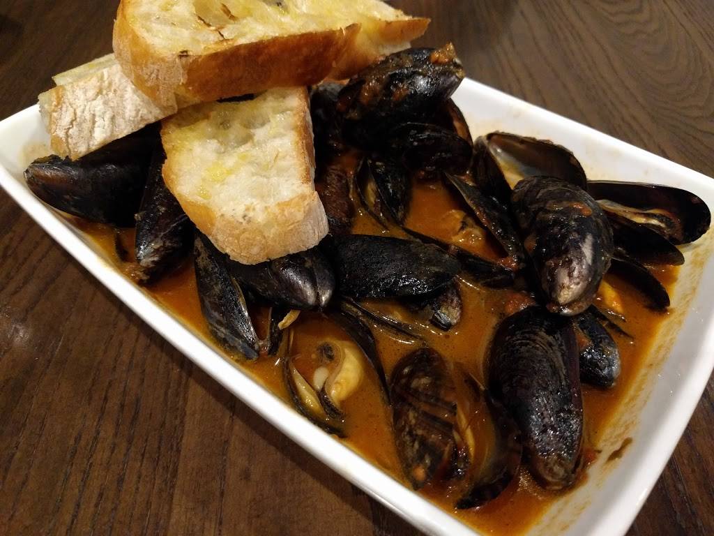 Crimson Tavern | restaurant | 7499 Augusta National Dr, Orlando, FL 32822, USA | 4078519000 OR +1 407-851-9000