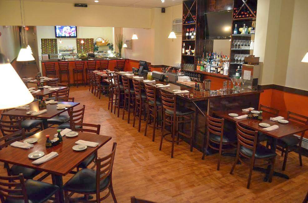MAKI SUSHI BAR & GRILL | restaurant | 43 Main St, Peabody, MA 01960, USA | 9788545426 OR +1 978-854-5426