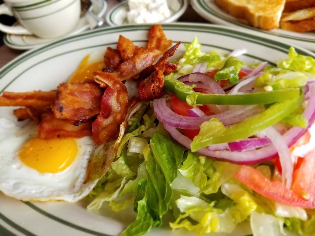 Jackson Gyro | cafe | 85-30 37th Ave, Jackson Heights, NY 11372, USA | 7184339408 OR +1 718-433-9408