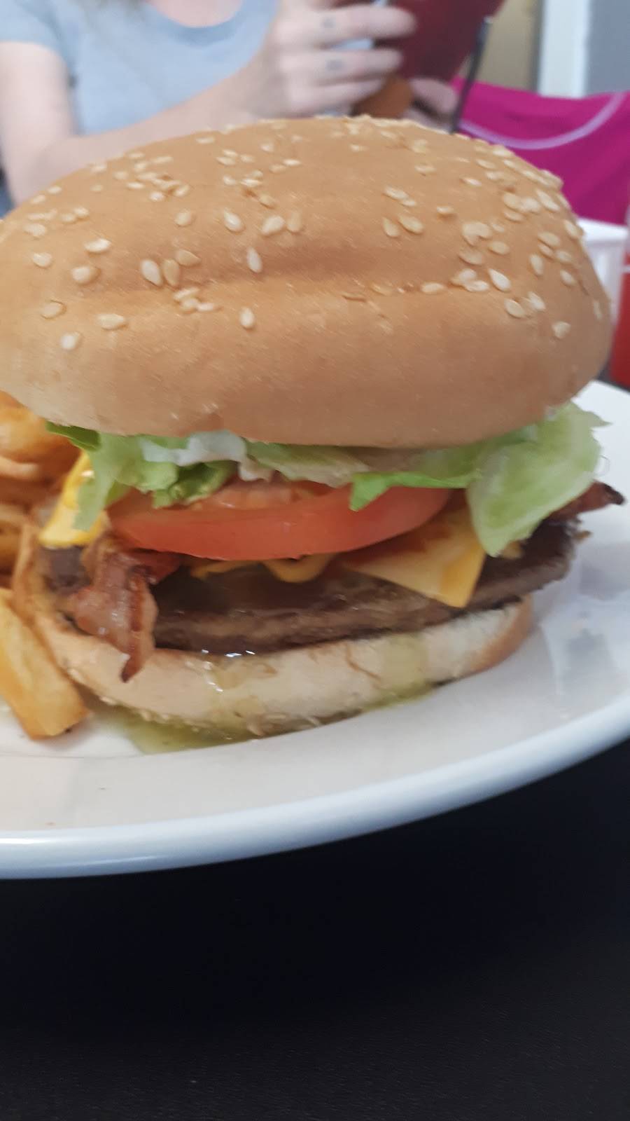 Mama Melissas kitchen | restaurant | Keene, ON K0L 2G0, Canada | 7052951111 OR +1 705-295-1111