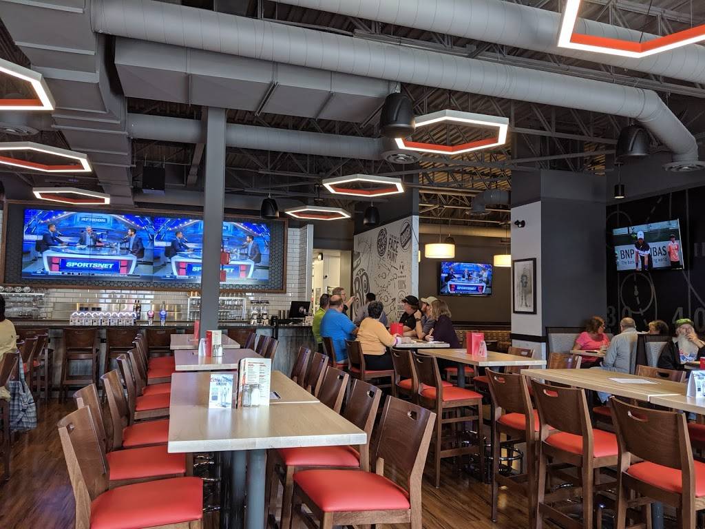 Boston Pizza | restaurant | 275 Brockville St Unit 18, Smiths Falls, ON K7A 4Z6, Canada | 6132051030 OR +1 613-205-1030