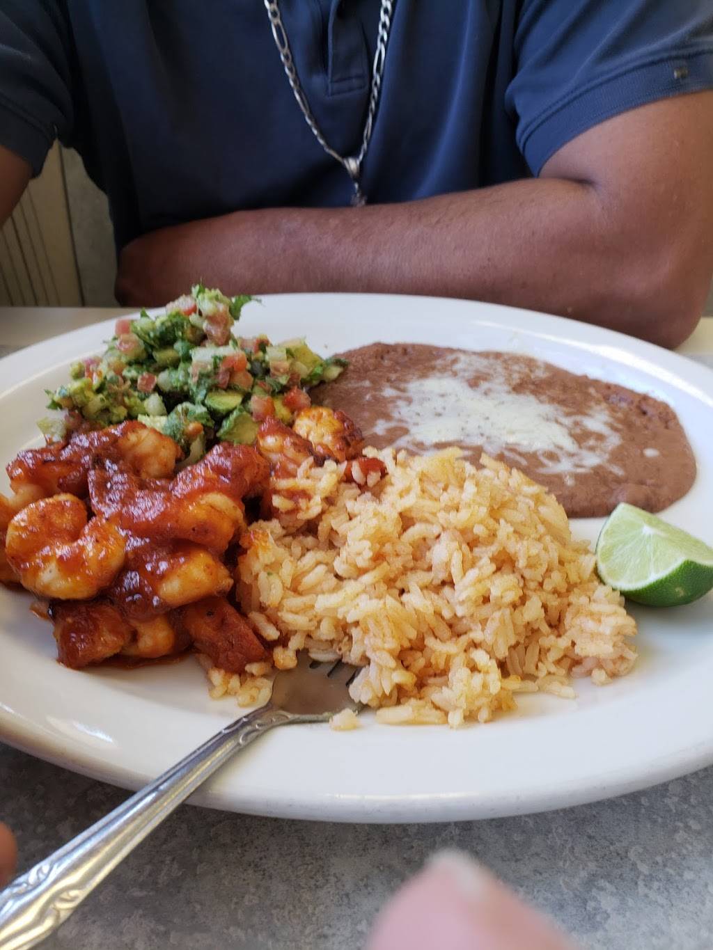 Carminas Mexican Food | restaurant | 12400 Perris Blvd, Moreno Valley, CA 92557, USA | 9512477240 OR +1 951-247-7240