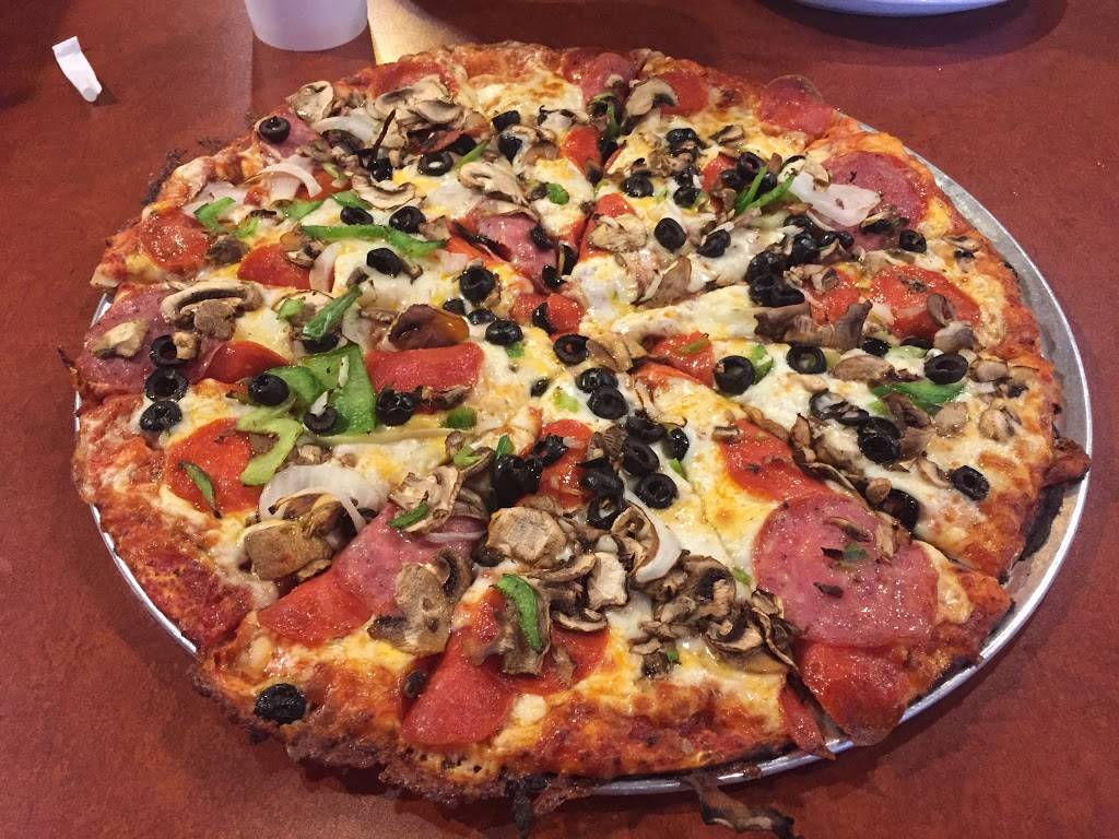 Round Table Pizza | meal delivery | 140 Browns Valley Pkwy, Vacaville, CA 95688, USA | 7074517224 OR +1 707-451-7224
