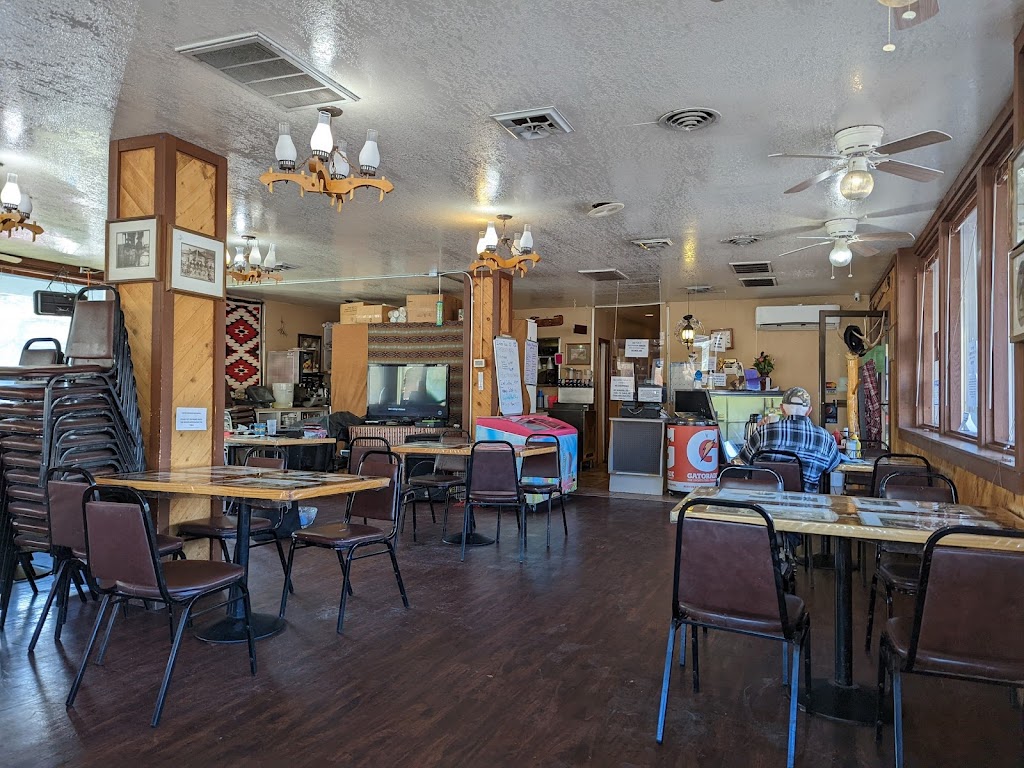 Eagle Crossing Restaurant | restaurant | 2198 US-26, Warm Springs, OR 97761, USA | 5415533123 OR +1 541-553-3123