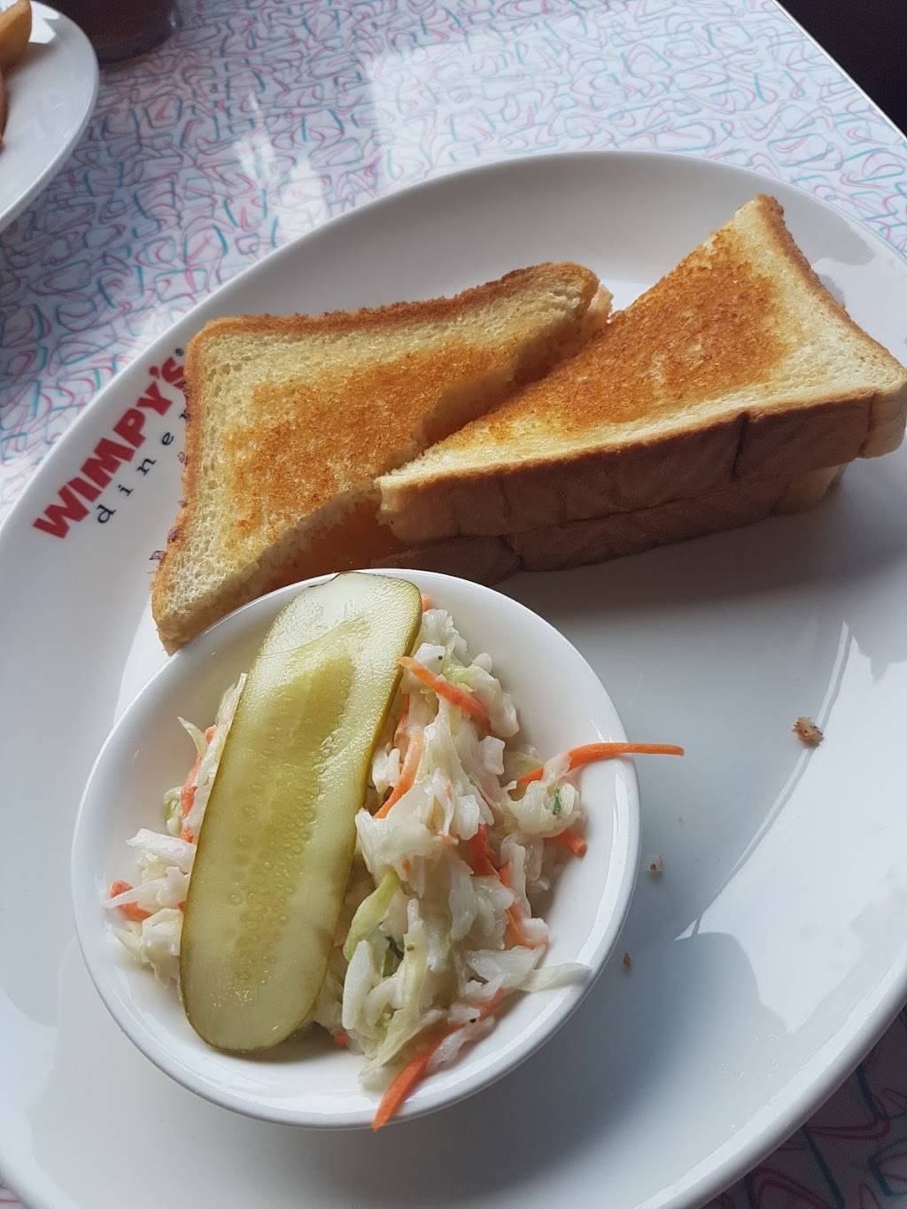 Wimpys Diner | restaurant | 170 N Front St Unit #2, Belleville, ON K8P 3B8, Canada | 6139696573 OR +1 613-969-6573