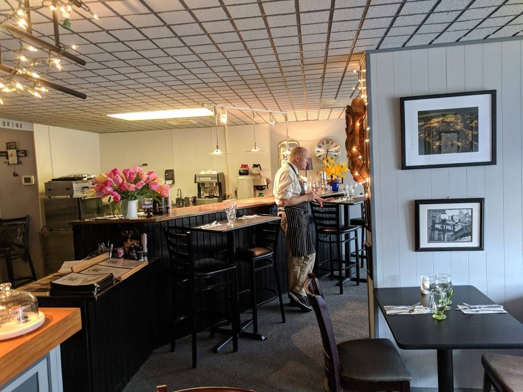 The Metro Bistrot | restaurant | 176 Main St, Southbridge, MA 01550, USA | 5087642073 OR +1 508-764-2073