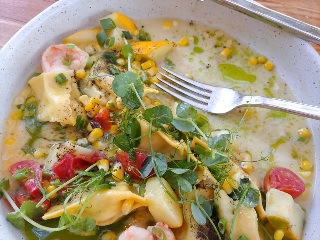 Lapeer Seafood Market | restaurant | 12 N Broad St, Alpharetta, GA 30009, USA | 6786919400 OR +1 678-691-9400