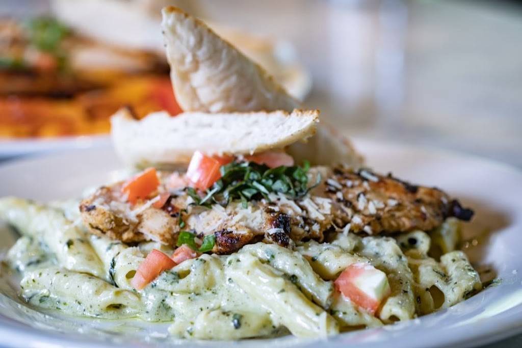 The Social on Friendly | restaurant | 1617 W Friendly Ave, Greensboro, NC 27403, USA | 3369380070 OR +1 336-938-0070