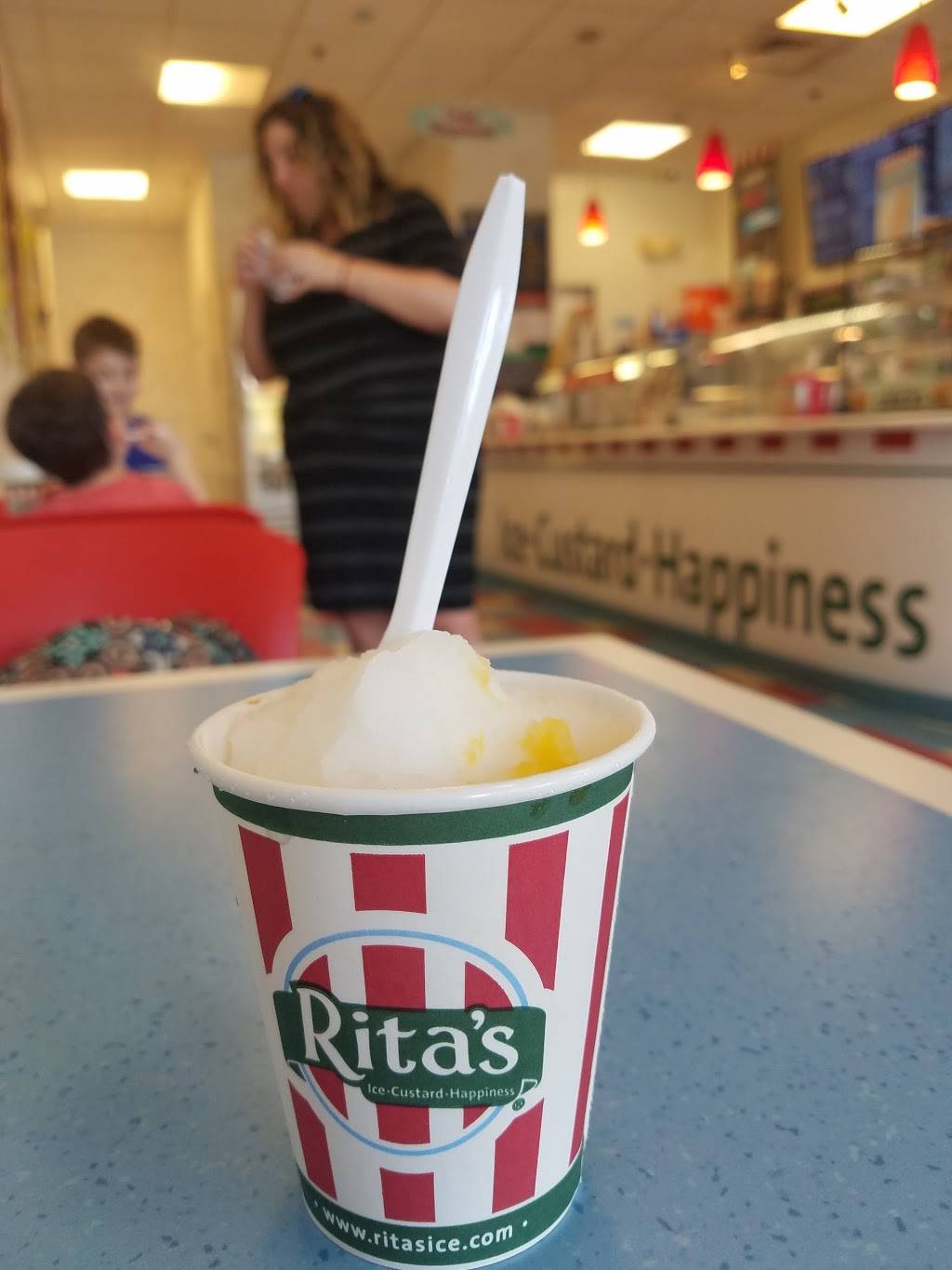 Ritas Italian Ice & Frozen Custard | restaurant | Southern Palm Crossing, 11071 Southern Blvd #130, Royal Palm Beach, FL 33411, USA | 5617954333 OR +1 561-795-4333