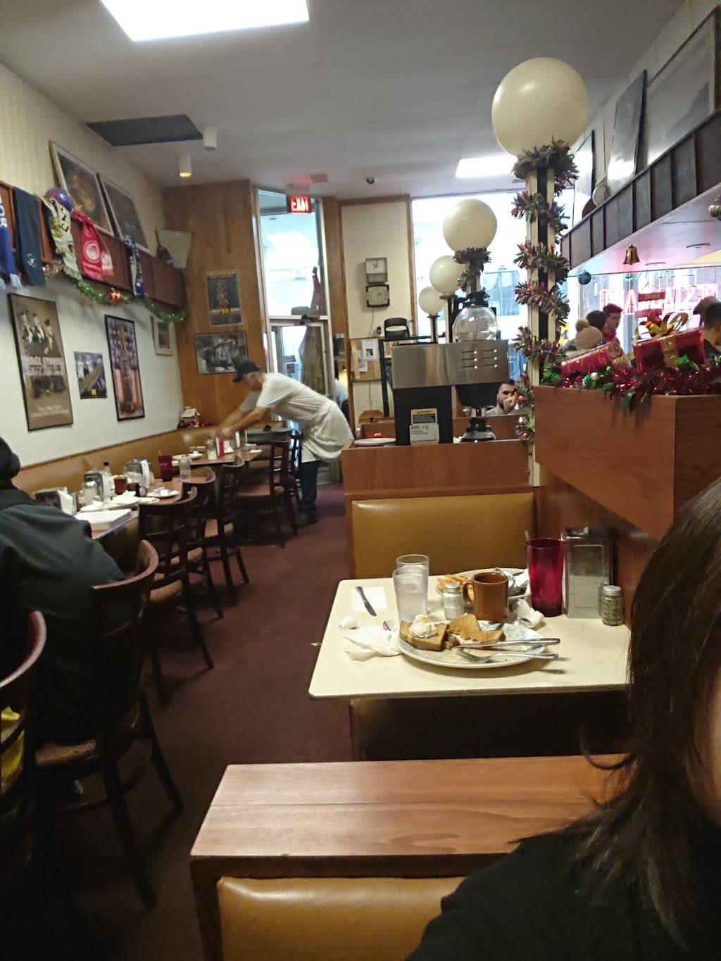 Franks Restaurant | restaurant | 334 Maynard St, Ann Arbor, MI 48104, USA | 7347615699 OR +1 734-761-5699