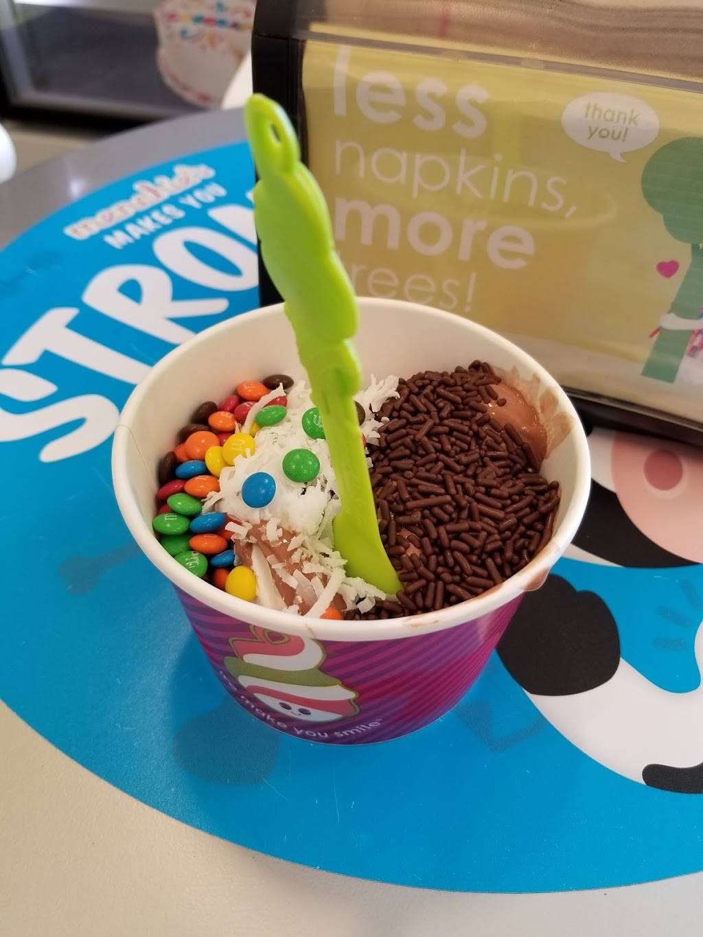 Menchies Frozen Yogurt | bakery | 24600 Katy Fwy Ste 820, Katy, TX 77494, USA | 8322417080 OR +1 832-241-7080
