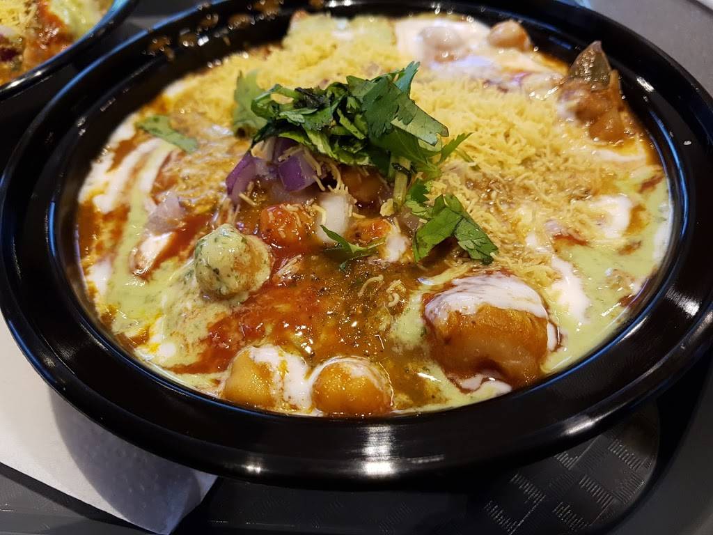 Hurry Curry, The Indian Kitchen Restaurant | restaurant | 3100 Howard Ave, Windsor, ON N8X 3Y4, Canada | 5199668818 OR +1 519-966-8818