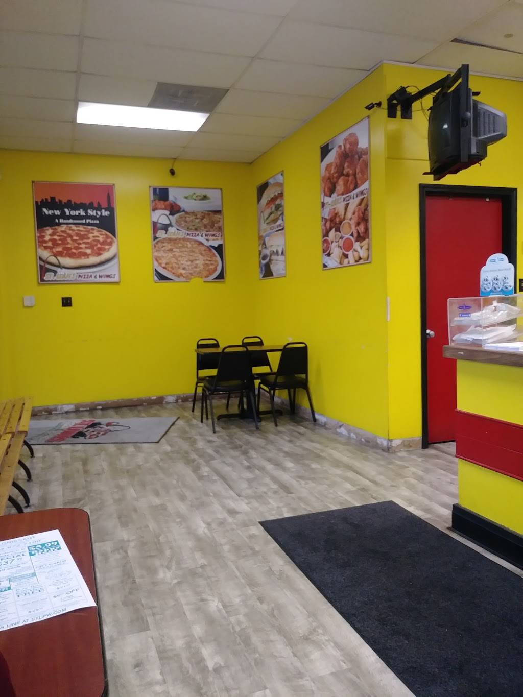 St. Louis Pizza & Wings | restaurant | 739 N, US-67 A, Florissant, MO 63031, USA | 3149727100 OR +1 314-972-7100