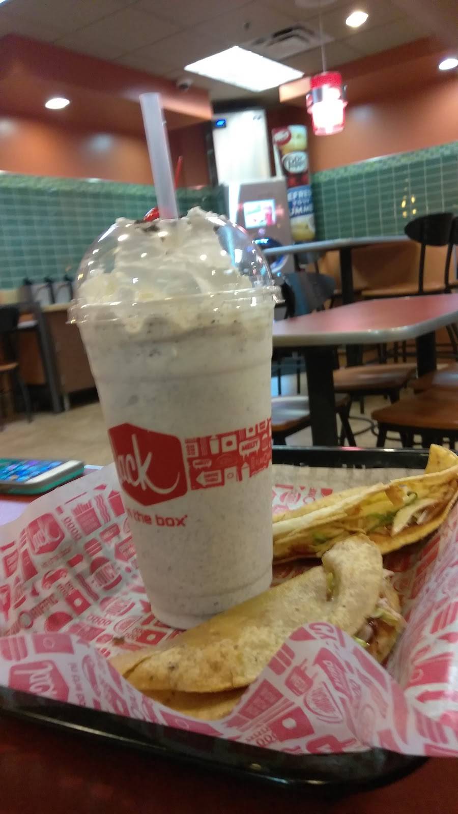 Jack in the Box | restaurant | 1004 Steele Ln, Santa Rosa, CA 95403, USA | 7075269877 OR +1 707-526-9877