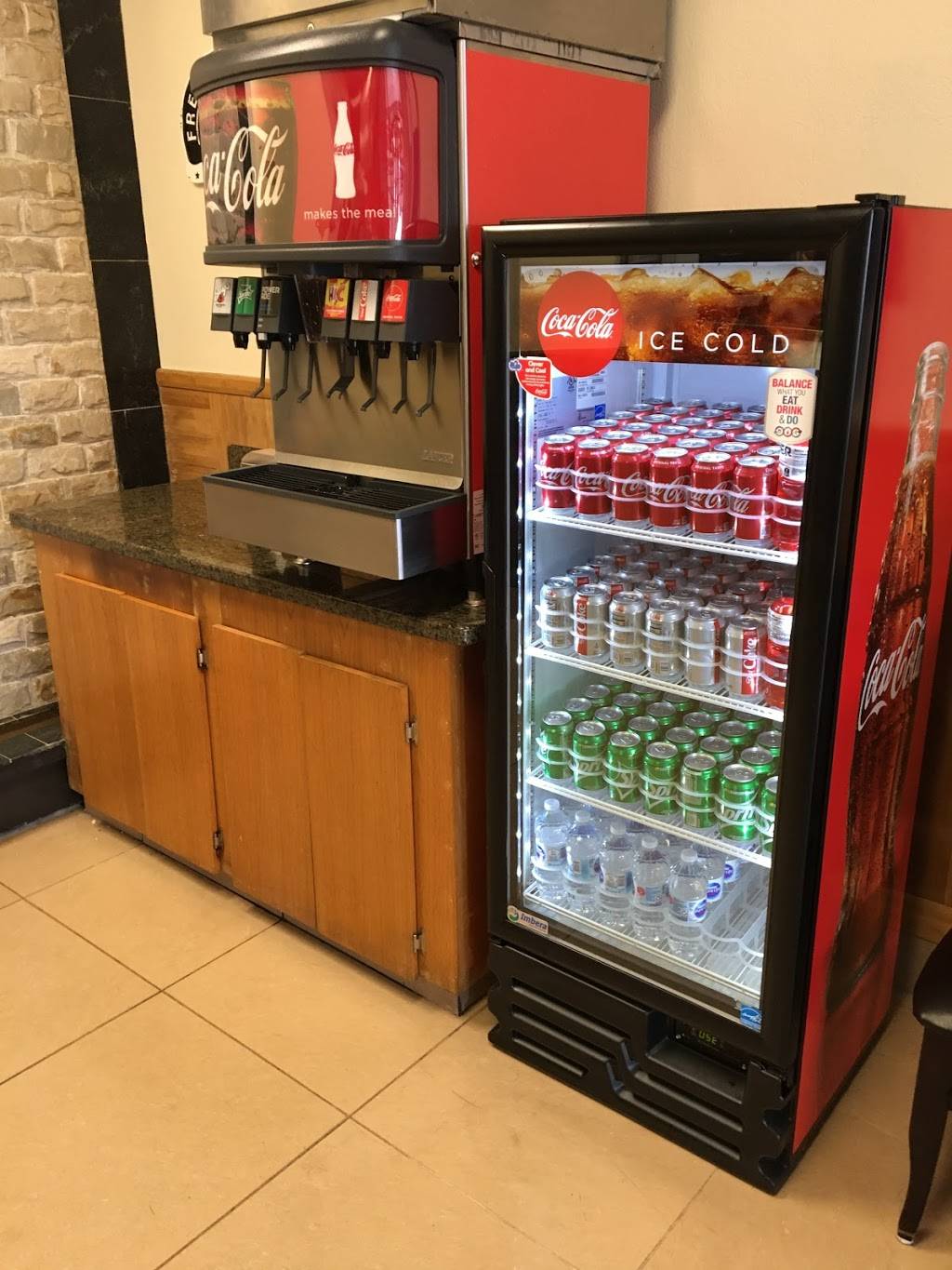 Oasis Cafeteria To Go | restaurant | 5239 S John Young Pkwy, Orlando, FL 32839, USA | 4072861742 OR +1 407-286-1742