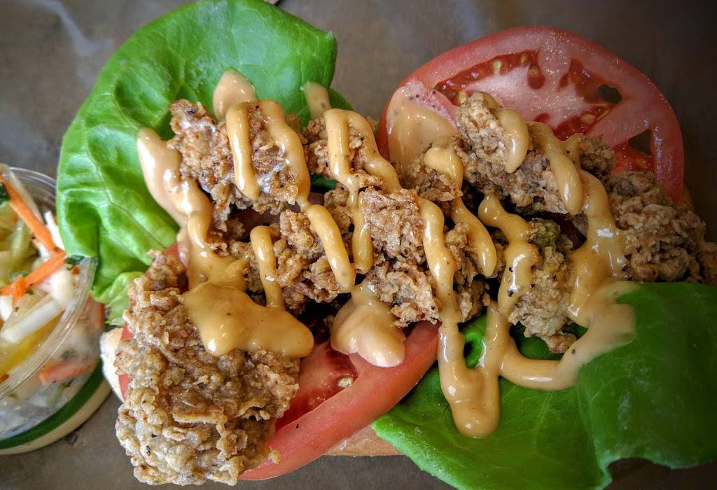 Quicks Hole Taqueria | restaurant | 6 Luscombe Ave, Woods Hole, MA 02543, USA | 5084950792 OR +1 508-495-0792