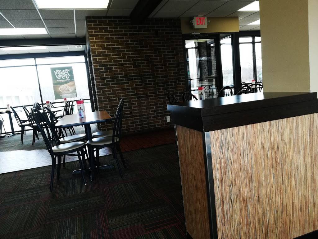 Runza Restaurant | restaurant | 8920 Fort St, Omaha, NE 68134, USA | 4025716483 OR +1 402-571-6483