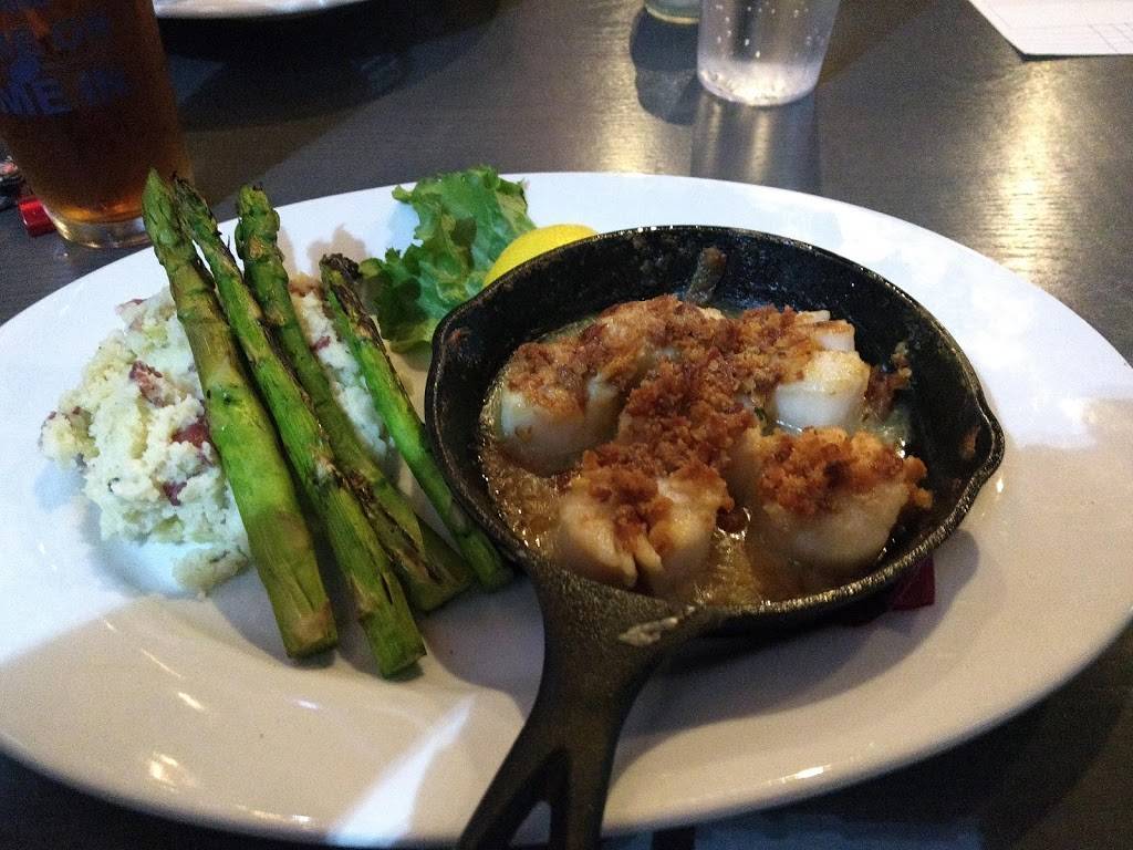 Stone Ridge Grill & Bar | restaurant | 60 Man-Mar Dr, Plainville, MA 02762, USA | 5083160758 OR +1 508-316-0758