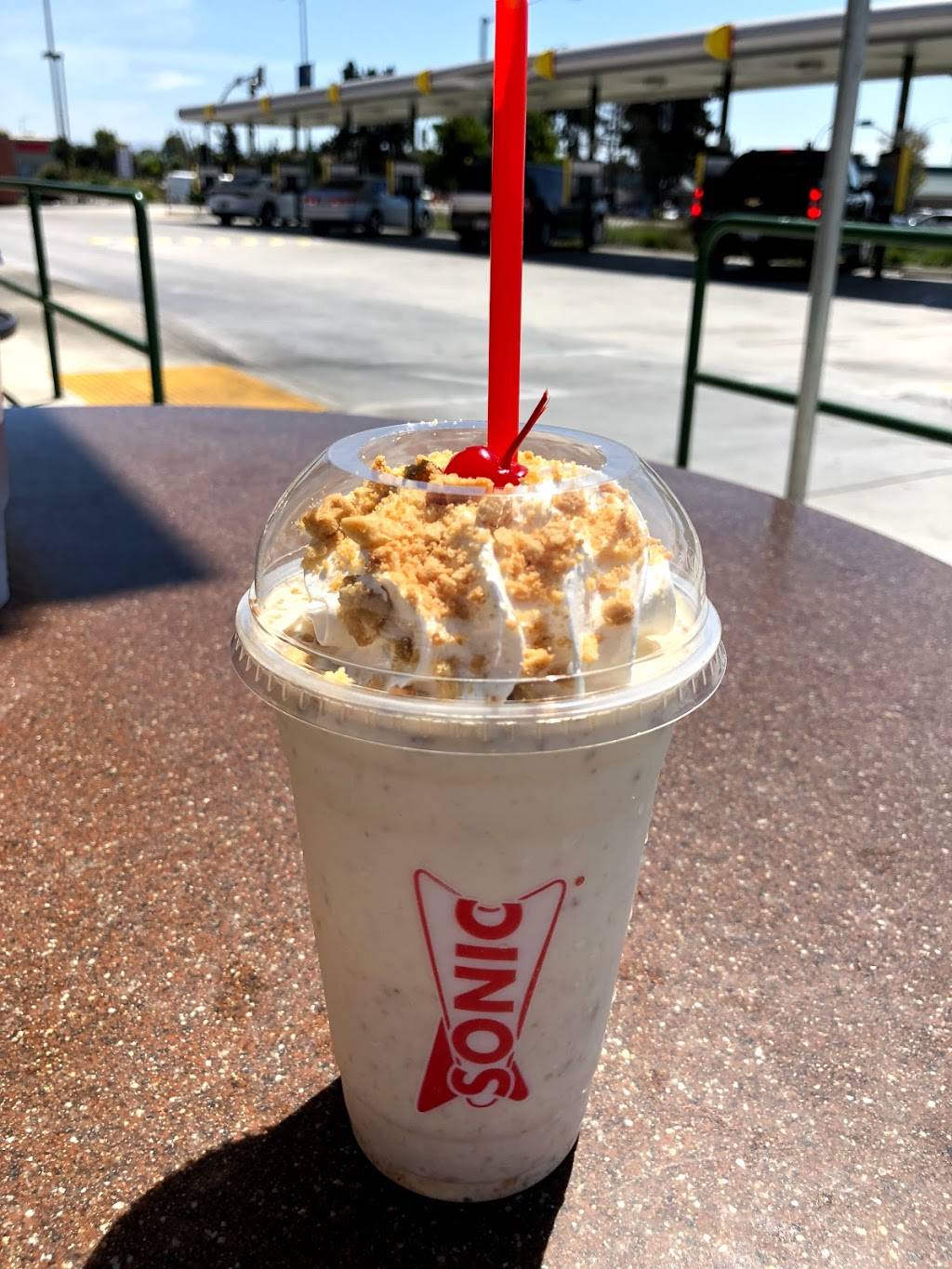 Sonic Drive-In | restaurant | 1080 N Davis Rd, Salinas, CA 93907, USA | 8317571362 OR +1 831-757-1362