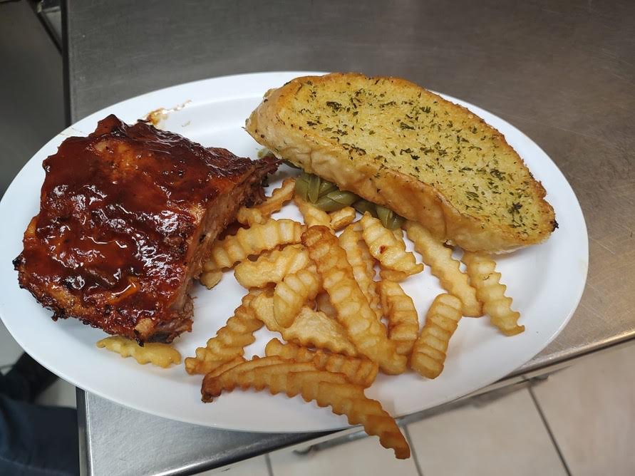 Midvale Station | restaurant | 1550 Missouri Valley Rd, Riverton, WY 82501, USA | 3078569911 OR +1 307-856-9911