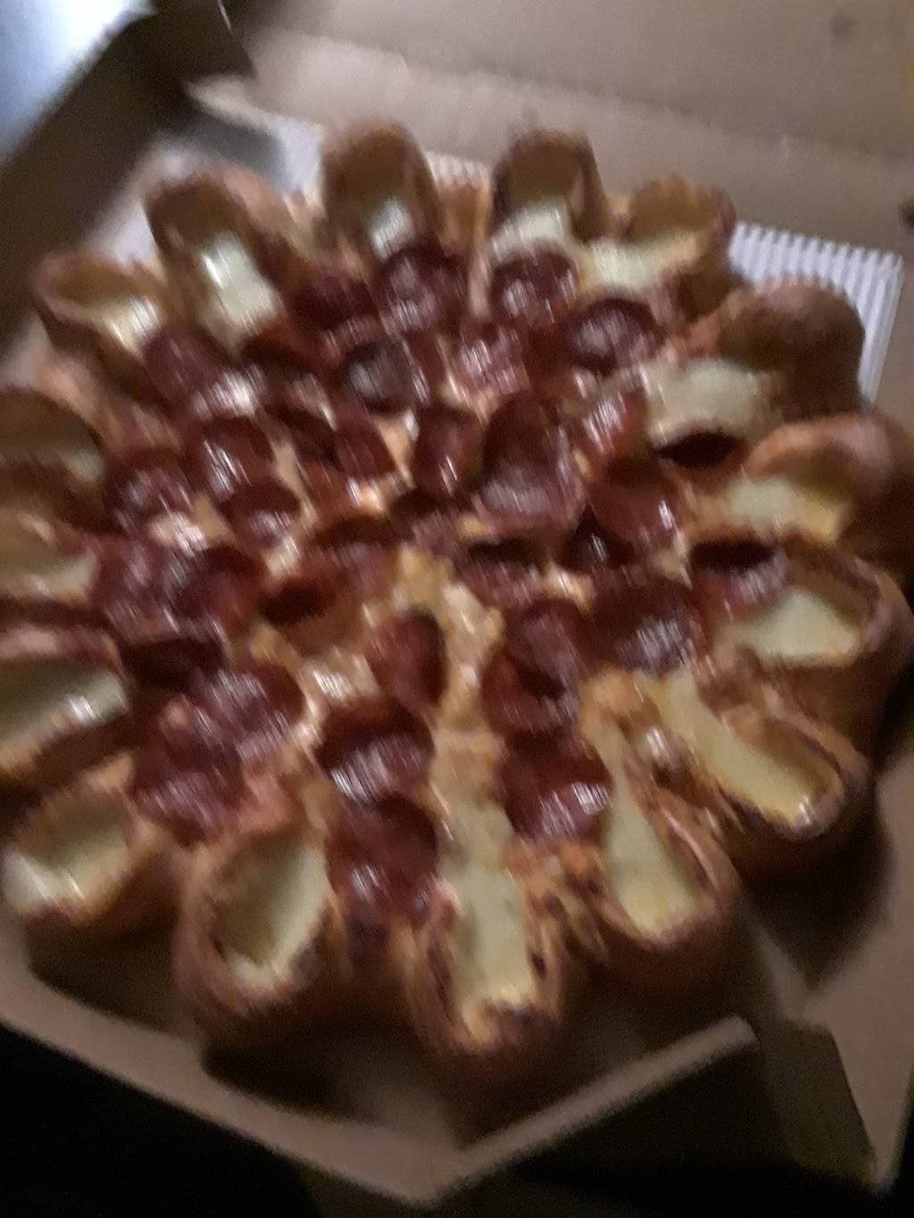 Pizza Hut | restaurant | 11550 Whittier Blvd, Whittier, CA 90601, USA | 5626994000 OR +1 562-699-4000