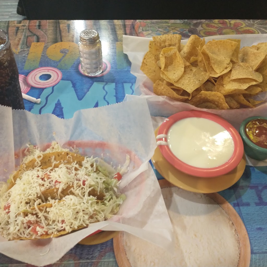 Mexican Villa East | restaurant | 1337 E Sunshine St, Springfield, MO 65804, USA | 4178871010 OR +1 417-887-1010