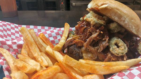 Slap Ya Mommas | restaurant | 1785 Beach Blvd, Biloxi, MS 39531, USA | 2284560055 OR +1 228-456-0055