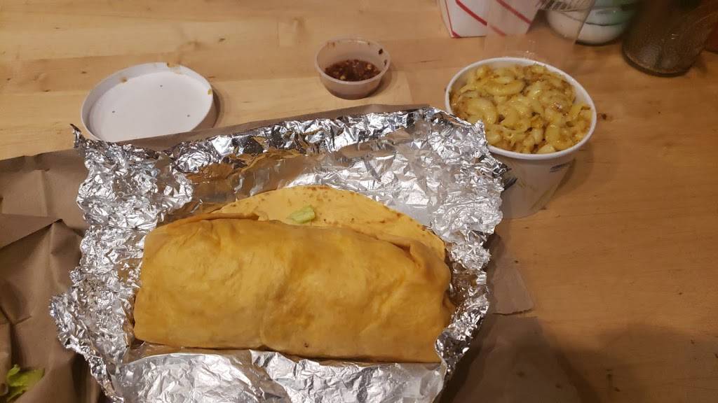 Rhythm n Wraps | restaurant | 1096 Commonwealth Avenue, Boston, MA 02134, USA | 6175664144 OR +1 617-566-4144