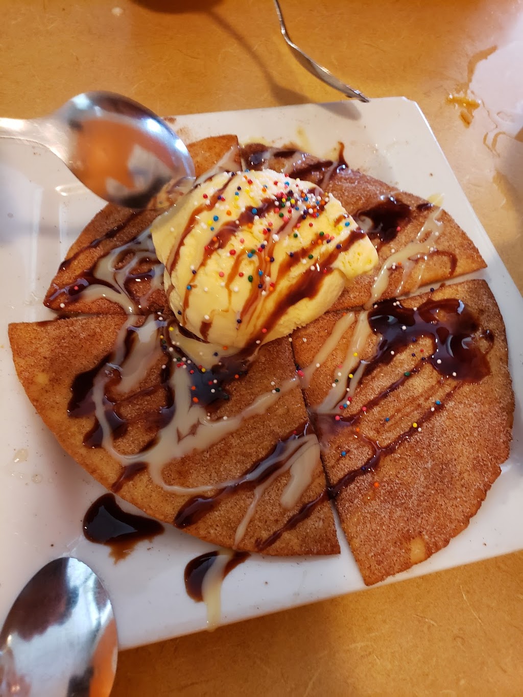 La Carreta | restaurant | 133 N Lee St Ave, Hampton, AR 71744, USA | 8707984348 OR +1 870-798-4348